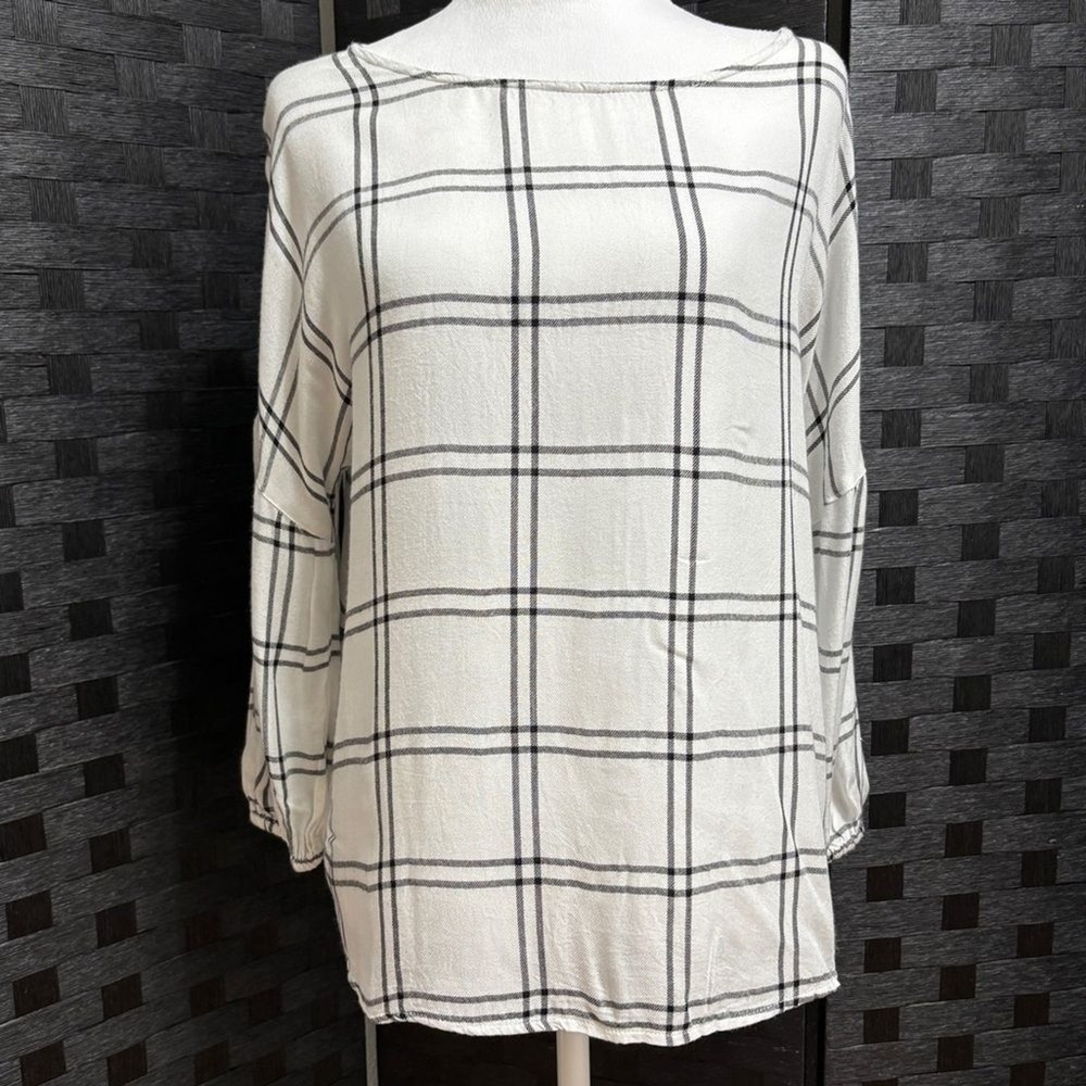 Mi Ami Francesca's Plaid Windowpane Button Back Blouse White Work Casual Sz M
